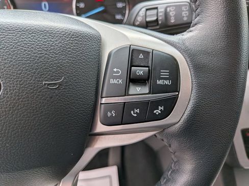 Certified 2023 Ford Explorer XLT AWD/4WD image 11