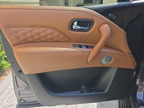 Certified 2024 INFINITI QX80 Sensory AWD/4WD image 17
