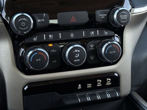 Used 2020 RAM 1500 Laramie image 20