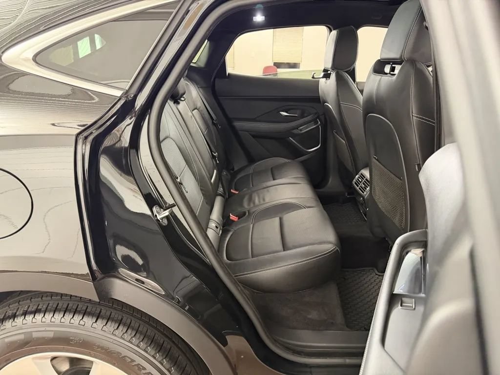 Used 2018 Jaguar E-PACE R-Dynamic S AWD/4WD image 40