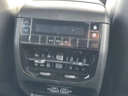 New 2025 Jeep Grand Cherokee L Laredo image 43