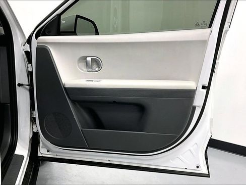 Used 2022 Hyundai Ioniq 5 SE w/ Cargo Package image 22