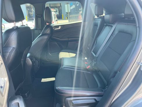 Certified 2025 Ford Escape ST-Line AWD/4WD image 20