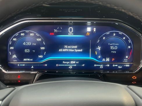 Used 2023 Chevrolet Silverado 1500 LT w/ Z71 Off-Road Package image 16