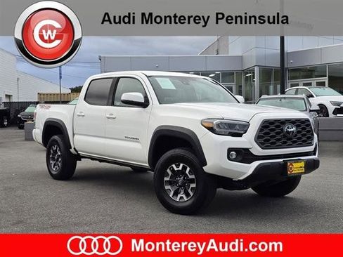 Used 2022 Toyota Tacoma TRD Off-Road image 1