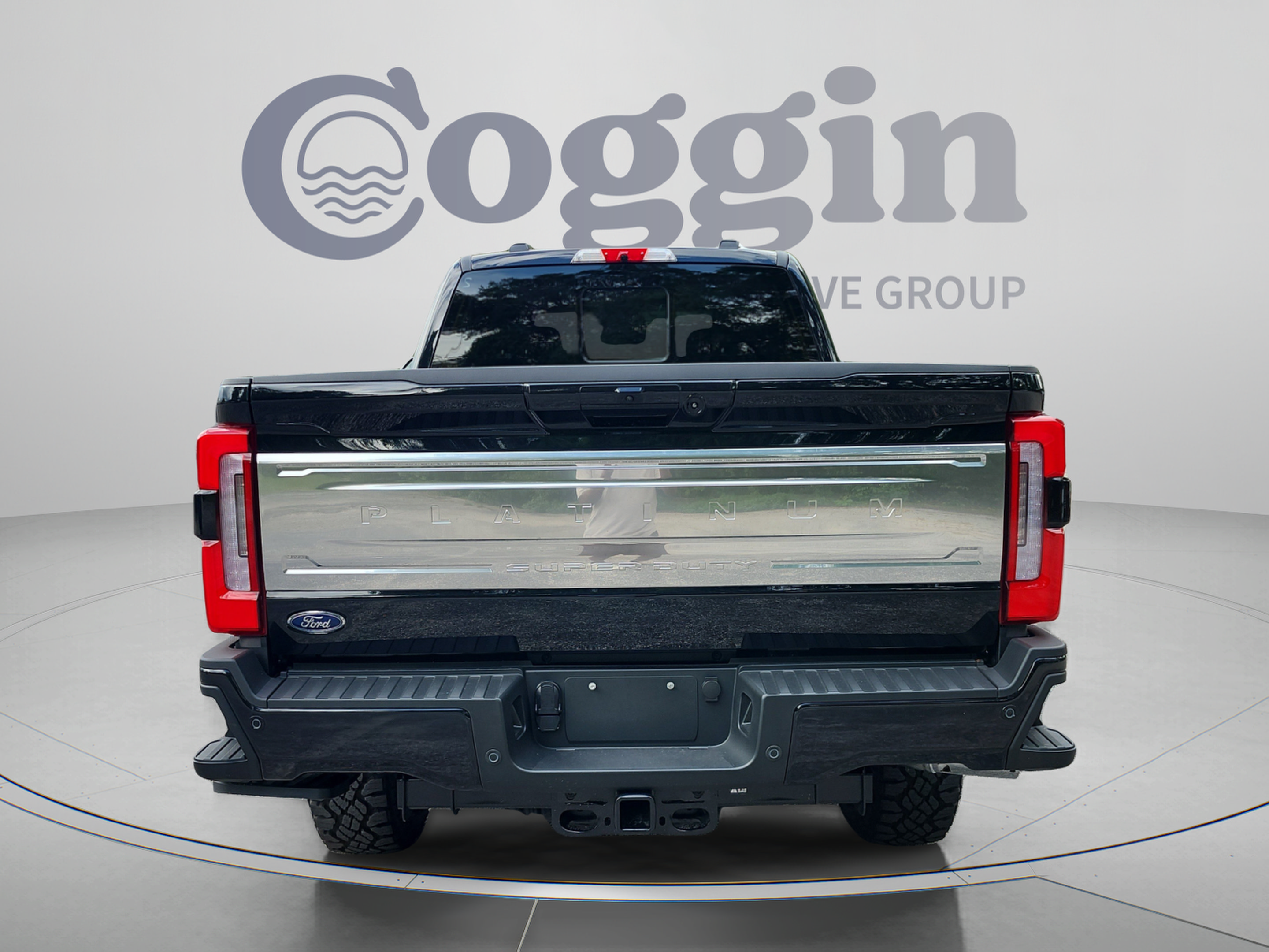 New 2026 Ford F250 Platinum w/ Platinum Plus Package AWD/4WD image 4