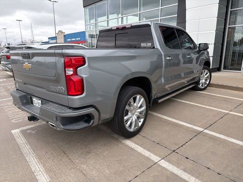 Used 2023 Chevrolet Silverado 1500 High Country w/ High Country Premium Package image 4