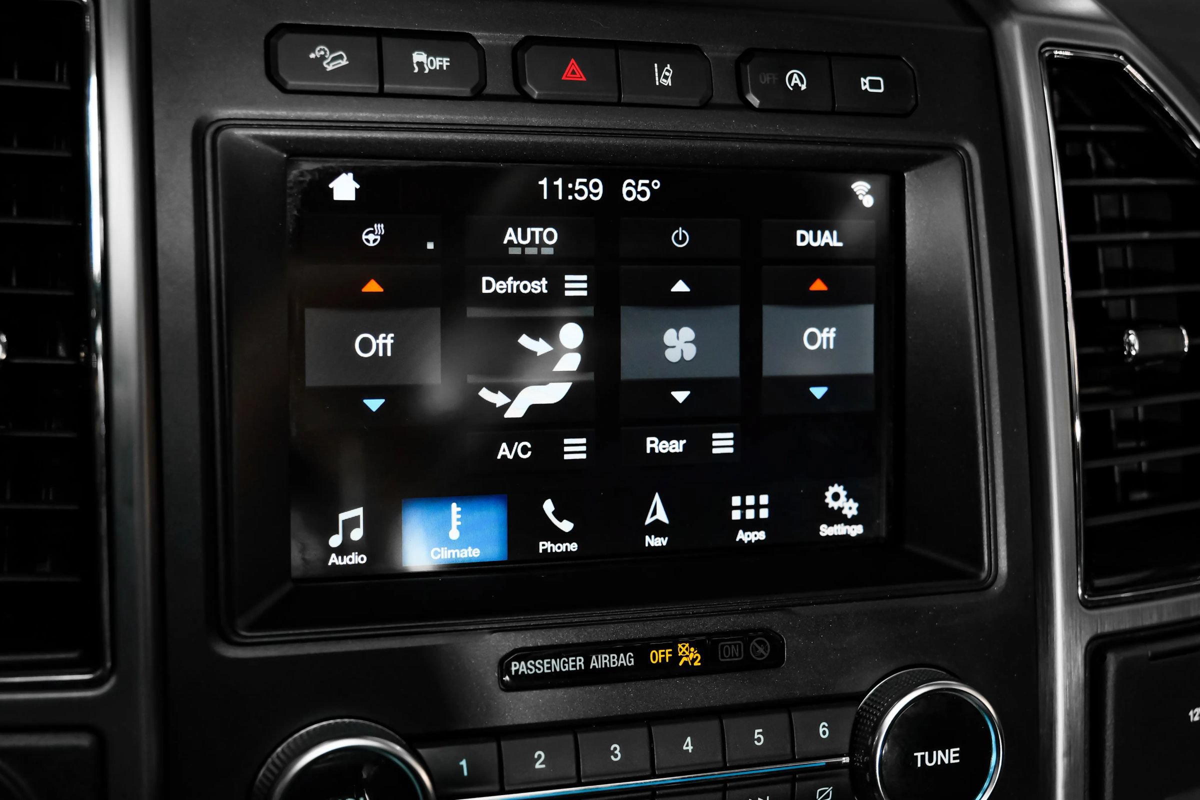 Used 2019 Ford Expedition Max Platinum AWD/4WD image 31
