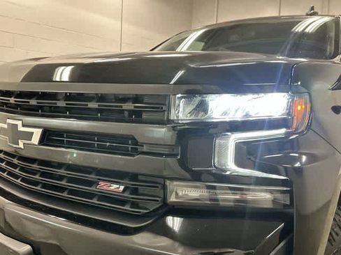 Used 2019 Chevrolet Silverado 1500 LT Trail Boss AWD/4WD image 31