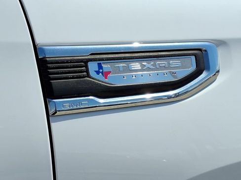 Used 2021 GMC Sierra 1500 SLT AWD/4WD image 11
