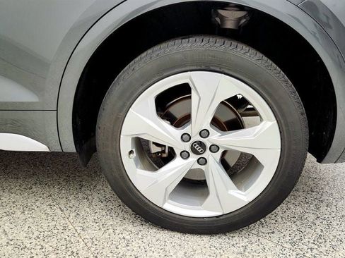 Used 2022 Audi Q5 2.0T Premium Plus w/ Premium Plus Package image 9