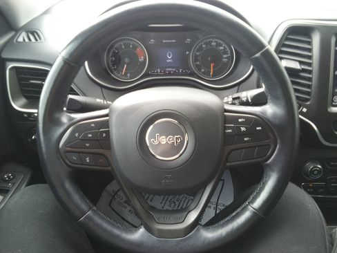 Used 2020 Jeep Cherokee Trailhawk w/ Cold Weather Group AWD/4WD image 14