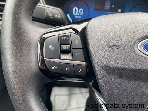 Used 2023 Ford Escape Platinum image 16