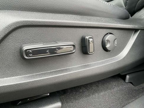 New 2025 Honda Pilot TrailSport image 13