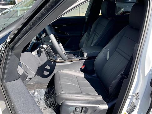 New 2026 Land Rover Range Rover Evoque Hoxton AWD/4WD image 9