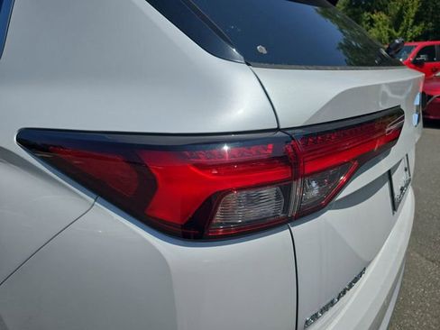 Used 2025 Mitsubishi Outlander SEL image 36