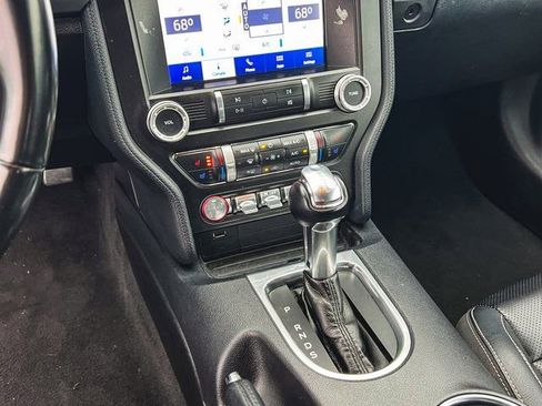 Used 2022 Ford Mustang Premium image 17