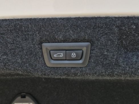 Certified 2026 BMW 530i RWD image 9