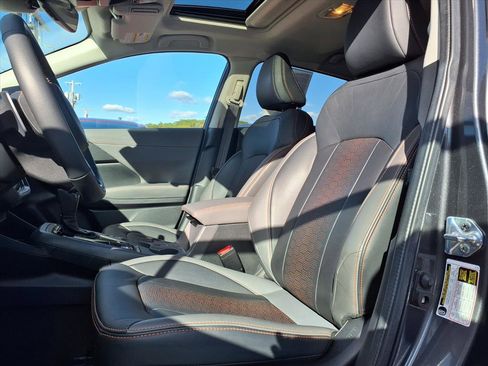 Used 2024 Subaru Crosstrek 2.5i Limited image 6