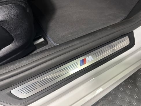 Used 2017 BMW 540i w/ M Sport Package RWD image 23