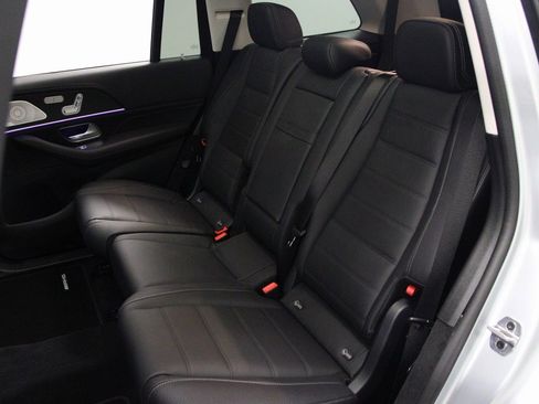 New 2026 Mercedes-Benz GLS 450 4MATIC image 13