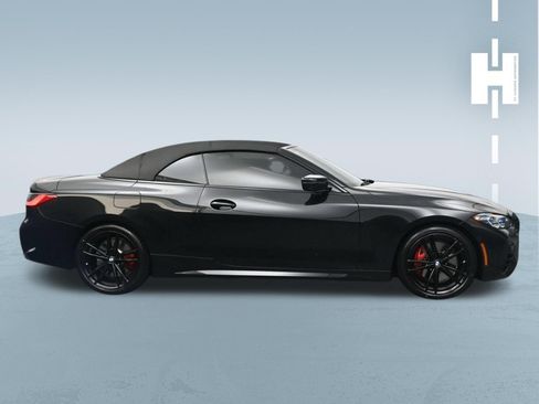 Used 2022 BMW M440i Convertible RWD image 3