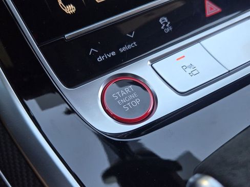 New 2026 Audi RS Q8 performance image 23