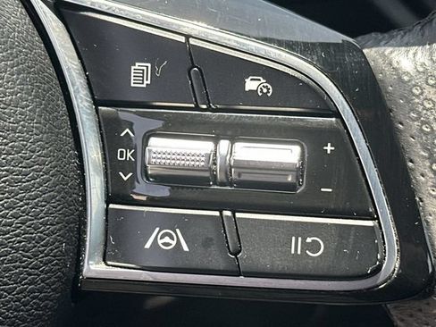 Certified 2023 Kia Forte GT-Line FWD image 21