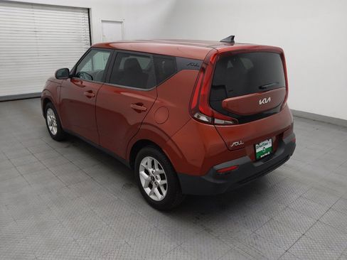 Used 2022 Kia Soul LX w/ Technology Package FWD image 3