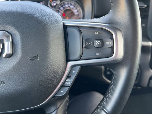 Used 2019 RAM 1500 Big Horn image 18