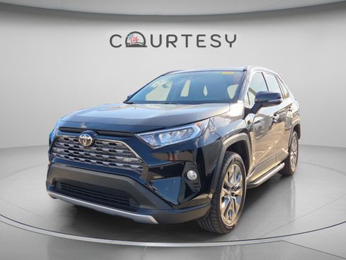 Certified 2020 Toyota RAV4 Limited image 1