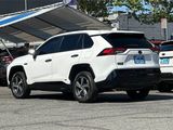 Used 2021 Toyota RAV4 SE image 6