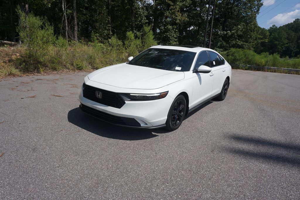Used 2024 Honda Accord EX image 22