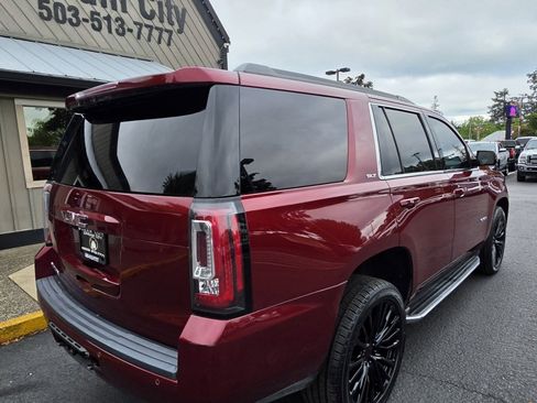 Used 2018 GMC Yukon SLT AWD/4WD image 9