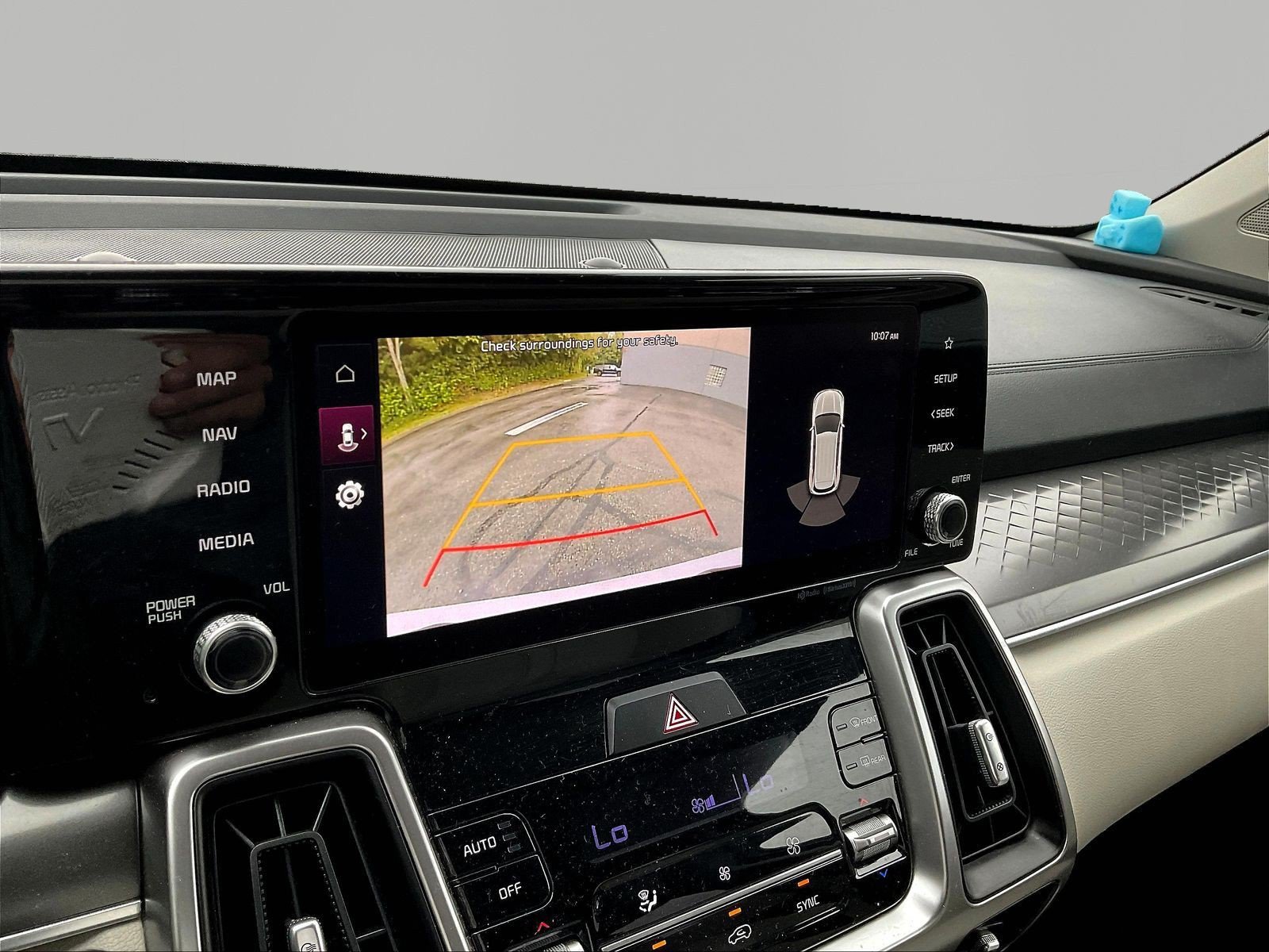 Used 2023 Kia Sorento S w/ Panoramic Sunroof Package FWD image 14