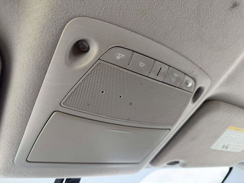 Used 2019 Nissan Sentra S image 27