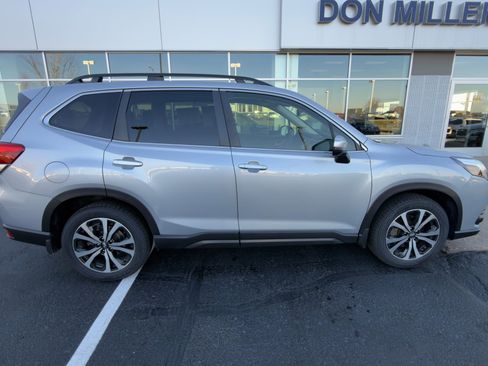 Certified 2023 Subaru Forester Limited image 2