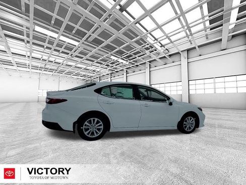 Used 2026 Toyota Camry LE image 2