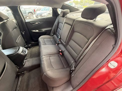 Used 2018 Chevrolet Malibu LT FWD image 21