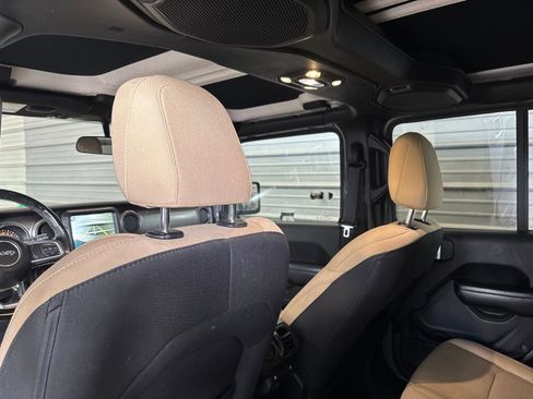 Used 2020 Jeep Gladiator Sport w/ Quick Order Package 24S image 24