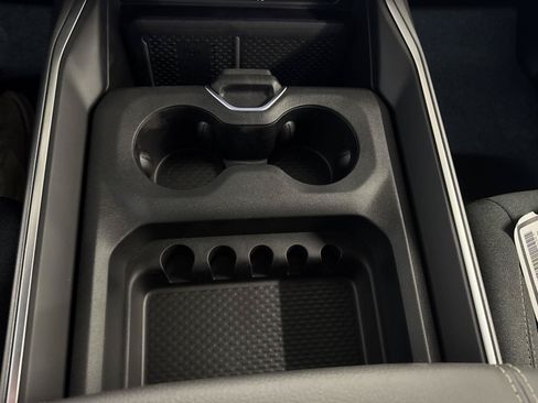 New 2026 RAM 1500 Big Horn AWD/4WD image 15