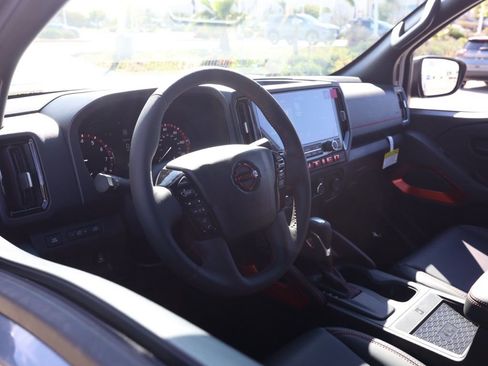 New 2026 Nissan Frontier Pro-X image 14