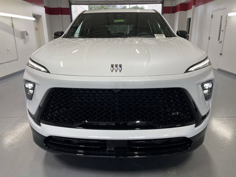 New 2026 Buick Enclave Sport Touring image 2