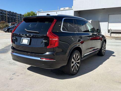 Used 2023 Volvo XC90 B6 Plus AWD/4WD image 9