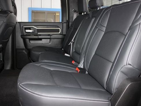 Used 2024 RAM 2500 Big Horn AWD/4WD image 25
