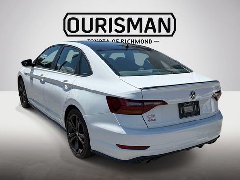 Used 2019 Volkswagen Jetta GLI FWD image 8