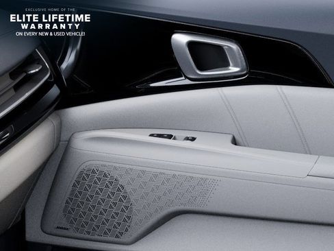 New 2026 Kia Carnival SX Prestige FWD image 26
