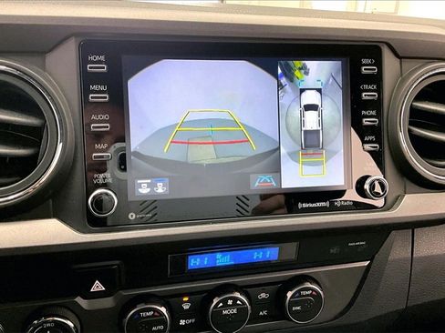 Used 2022 Toyota Tacoma TRD Sport image 23