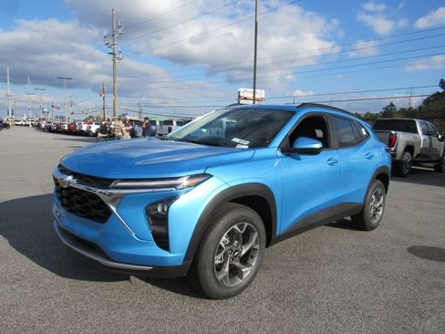 New 2026 Chevrolet Trax LT w/ LT Convenience Package image 11