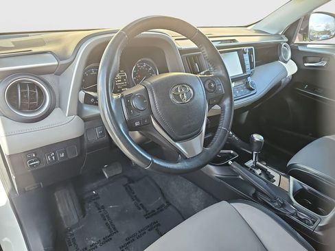 Used 2017 Toyota RAV4 Limited w/ Carpet Mat Package image 9